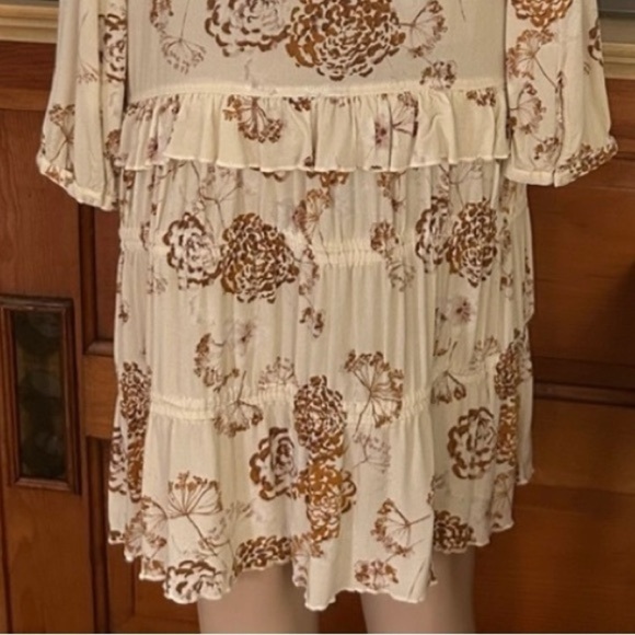 Soft Flowy Drop Waist Dress Pale Gold and Ivory Print - Picture 8 of 8